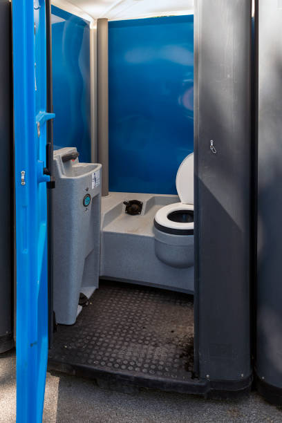 Porta potty delivery and setup in Newton, NC